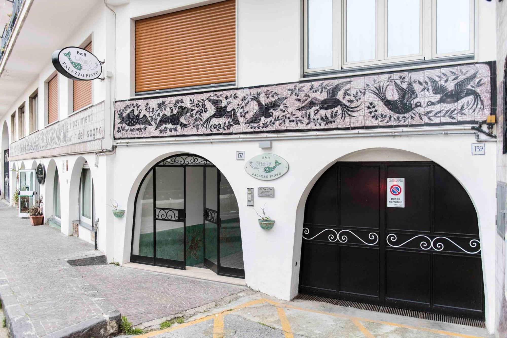 B&B Palazzo Pinto 2 Vietri Luaran gambar