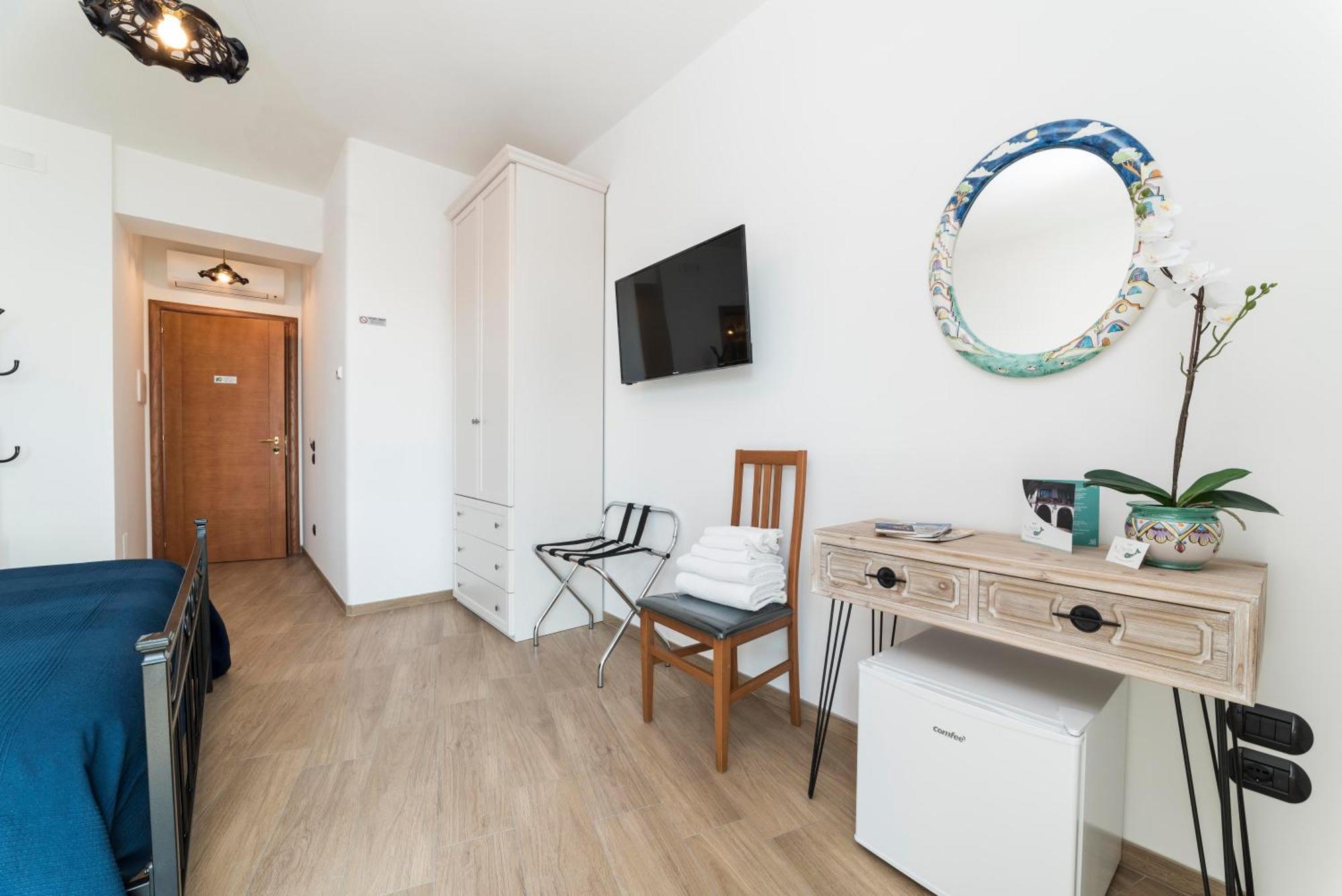 B&B Palazzo Pinto 2 Vietri Luaran gambar