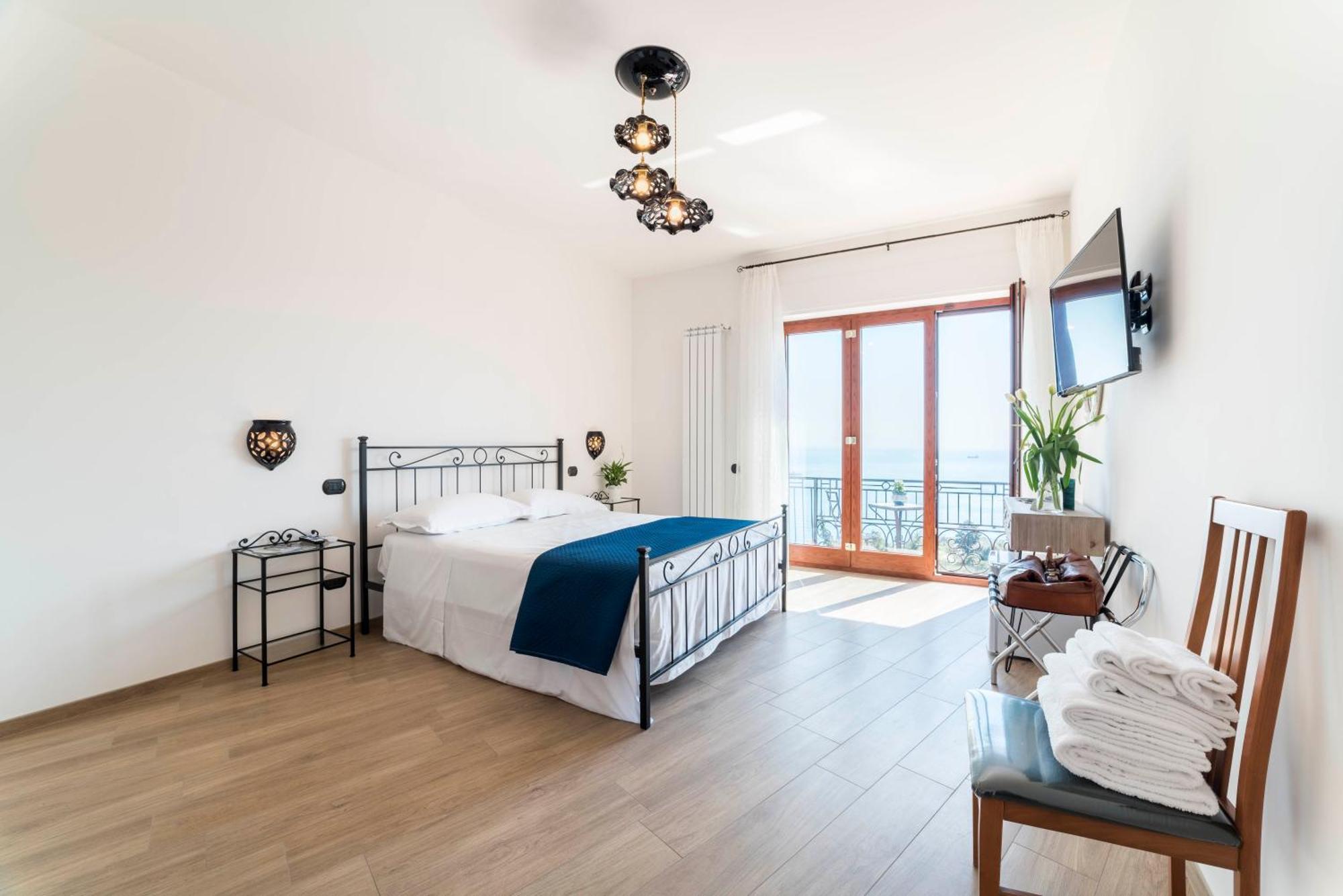 B&B Palazzo Pinto 2 Vietri Luaran gambar